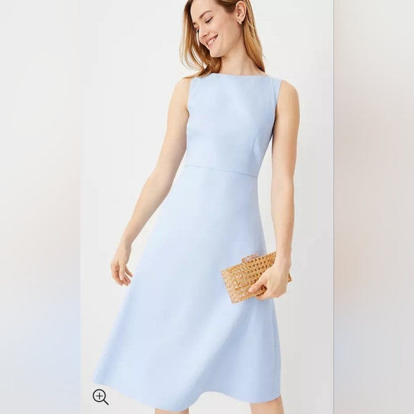 Ann Taylor Dresses & Skirts - Ann Taylor The V-Back Boatneck Midi Dress in Linen Twill